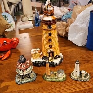 Decorative Lighthouse Figurine Set